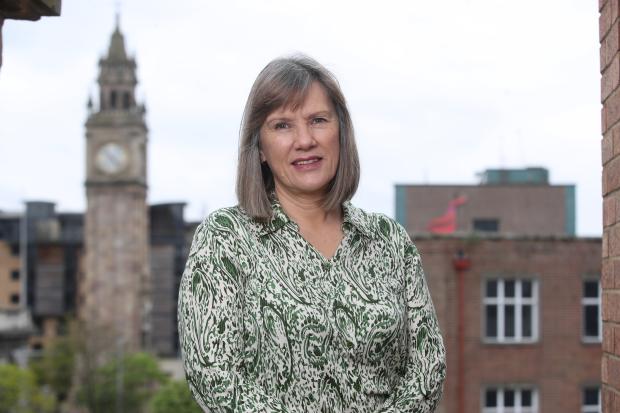 Dr Elaine Maxwell
